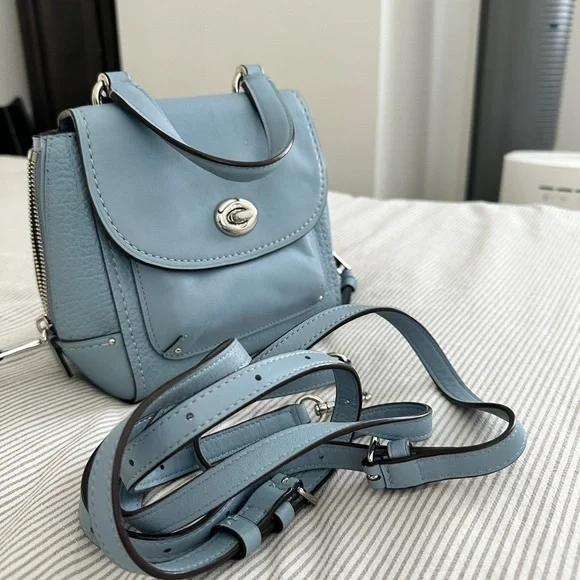 Coach mini backpack - Picture 3 of 4